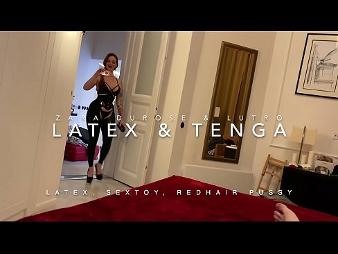❤️ Redheaded stepsister in latex costume yakasvirwa na stepbrother ❌ ﹏